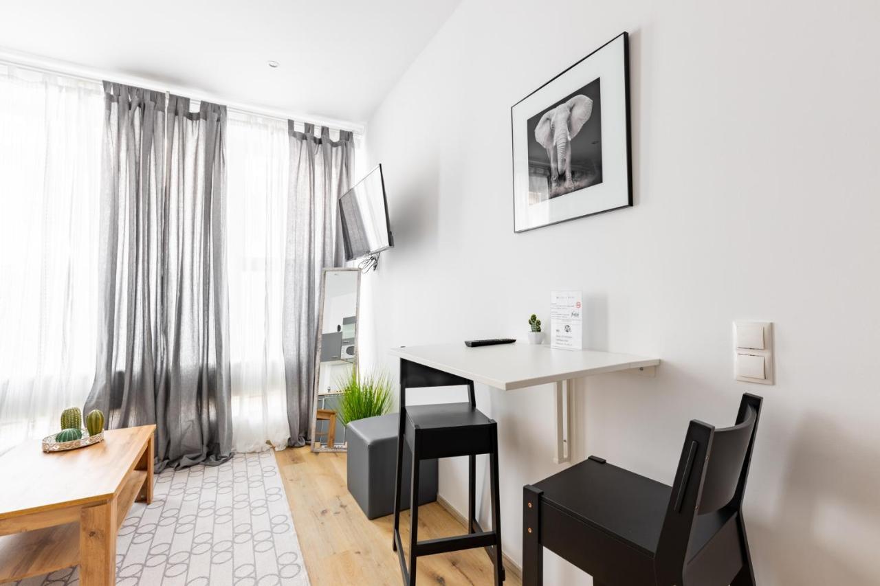 Budget Rooms West With Shared Kitchen Wien Exterior foto