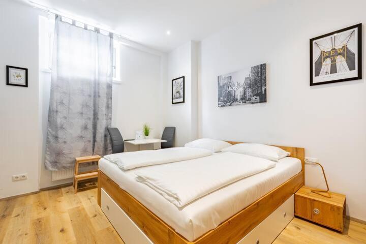 Budget Rooms West With Shared Kitchen Wien Exterior foto