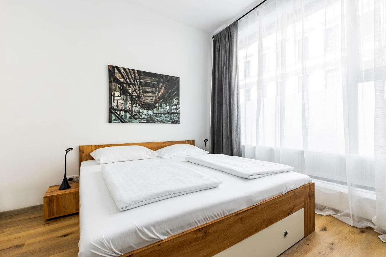 Budget Rooms West With Shared Kitchen Wien Exterior foto