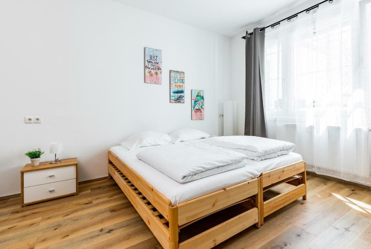 Budget Rooms West With Shared Kitchen Wien Exterior foto