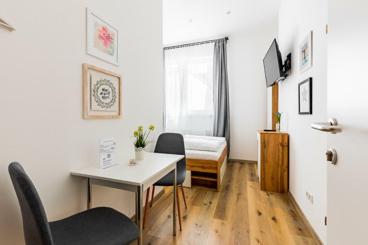 Budget Rooms West With Shared Kitchen Wien Exterior foto