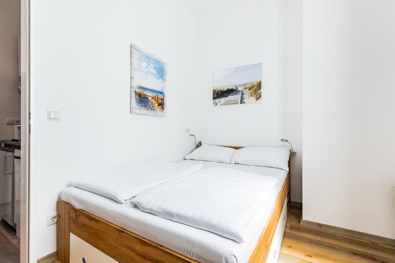 Budget Rooms West With Shared Kitchen Wien Exterior foto