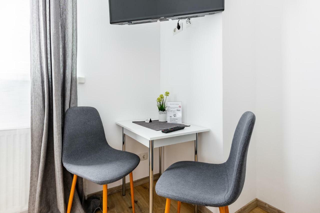 Budget Rooms West With Shared Kitchen Wien Exterior foto
