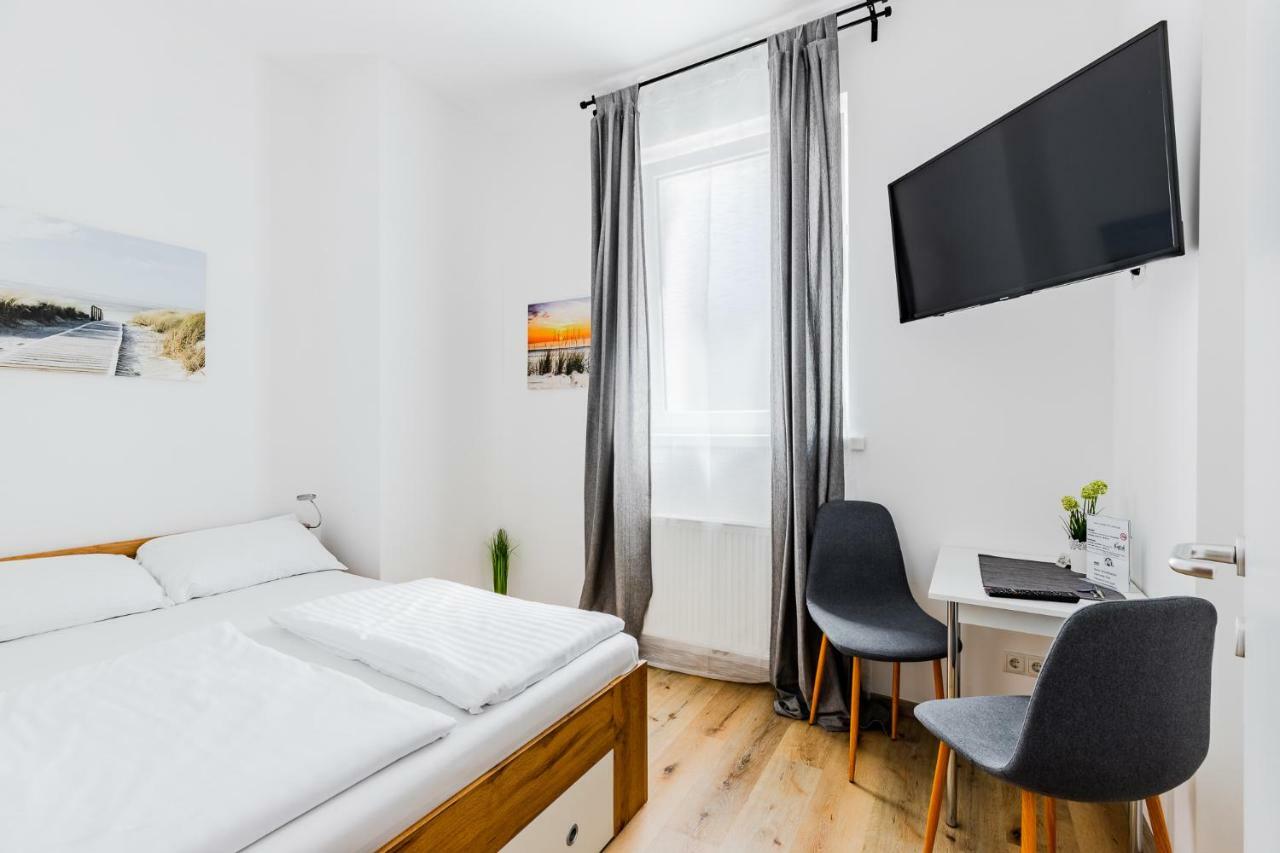 Budget Rooms West With Shared Kitchen Wien Exterior foto